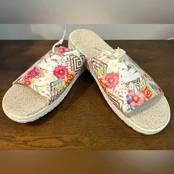 Women's Flower Pattern Flat Sandals Casual Open Toe Summertime Size 9.5 NWOT - Picture 3 of 11